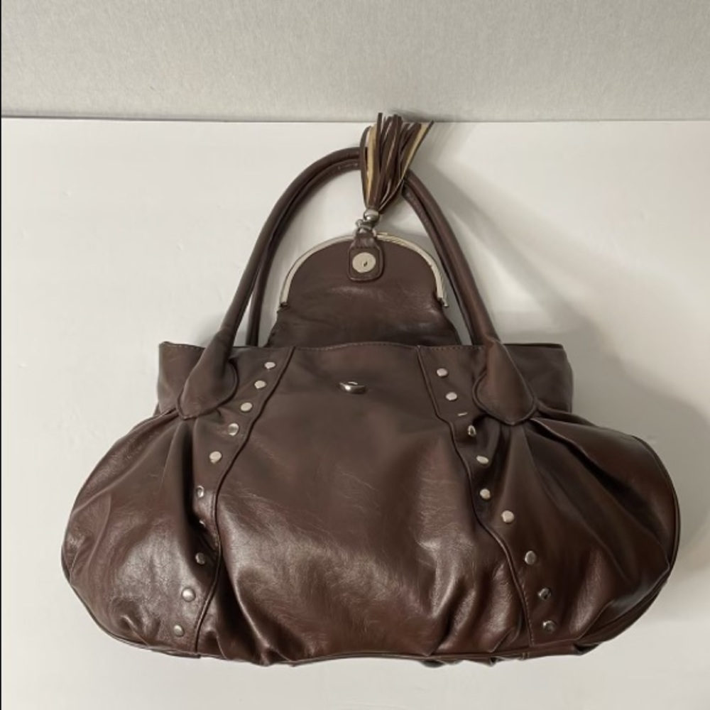 Kiss lock  ,hobo ,studded, brown leather shoulder bag - Picture 2 of 11